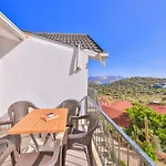 Апартаменти 3 House *