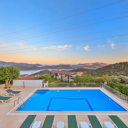 3 House Апартаменты