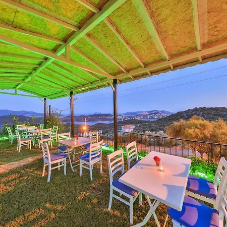 3 House Апартаменты