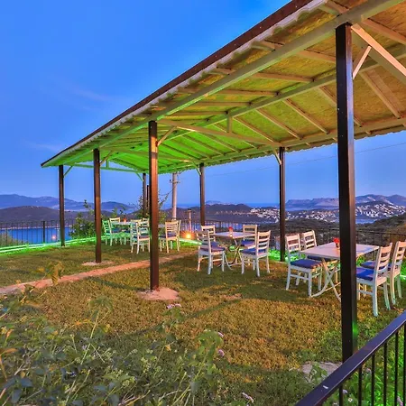 Апартаменты 3 House