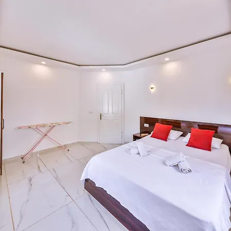 3 House * Kaş