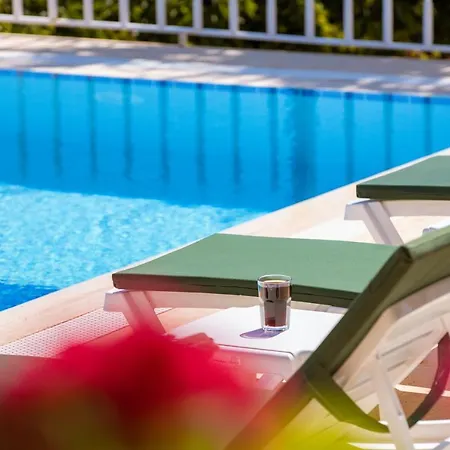 3 House Apartmán Kaş