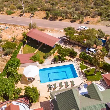 3 House Apartment Kas