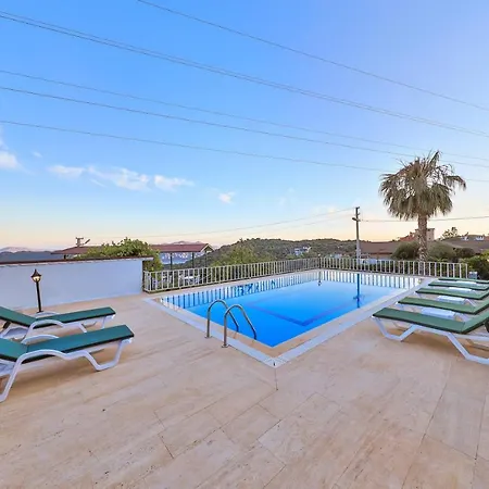 3 House Apartment Kas