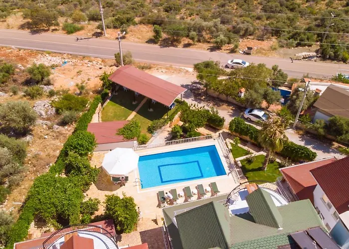 3 House Apartment Kas